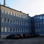 Budynek szkoły - Wyższa Szkoła Pedagogiki i Administracji im. Mieszka I w Poznaniu